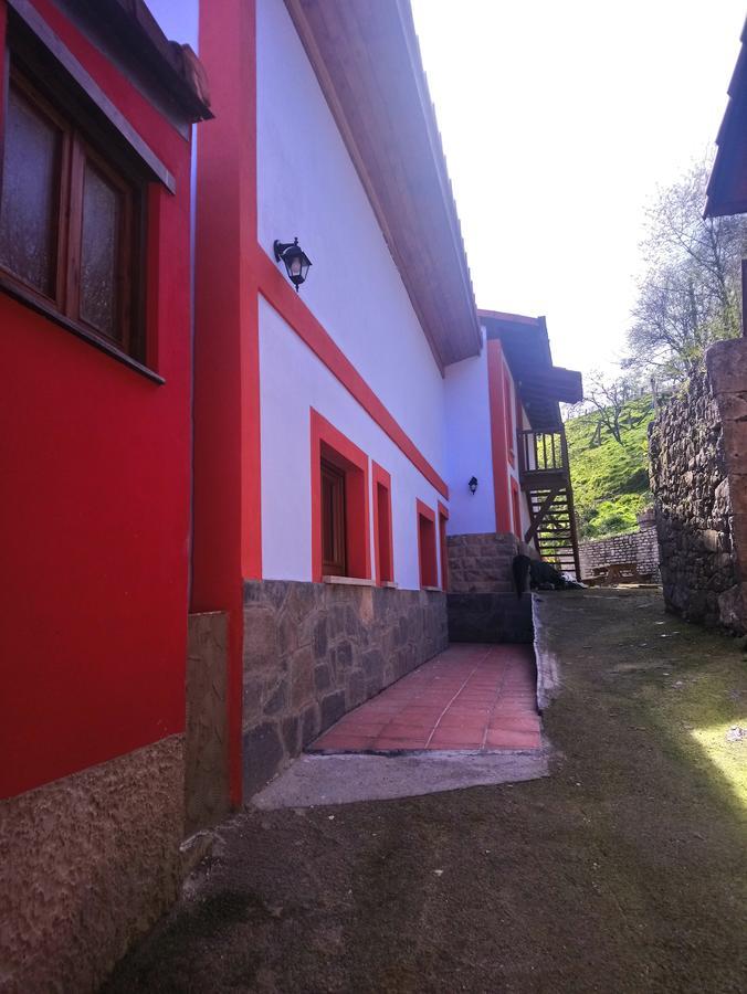La Besnada Apartamento Nieda Exterior foto