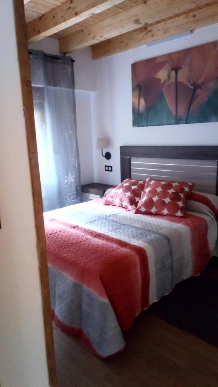 La Besnada Apartamento Nieda Exterior foto