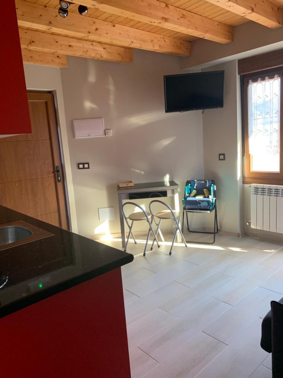 La Besnada Apartamento Nieda Exterior foto